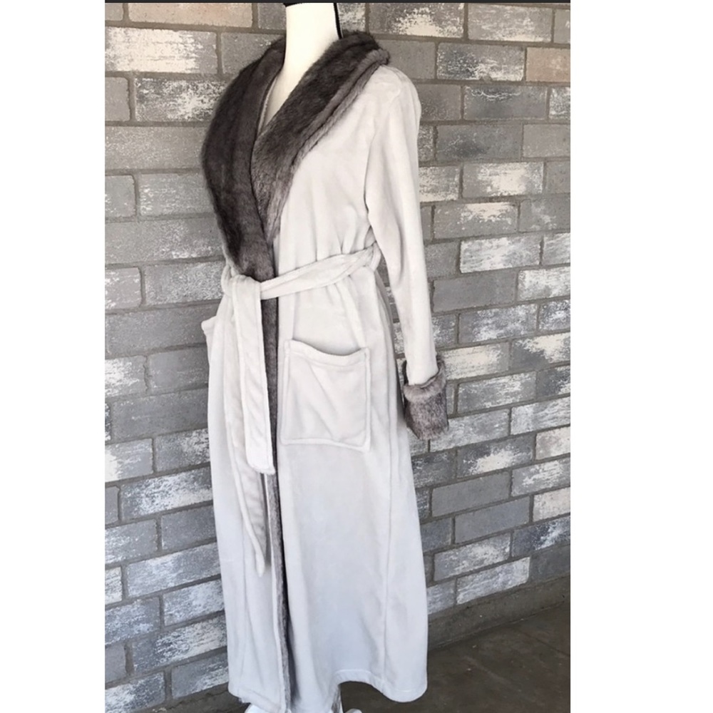 SOMA Robe Size S/M - Picture 3 of 7